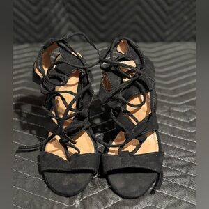Candies Women’s Elegant Black Strappy Women's Sandals